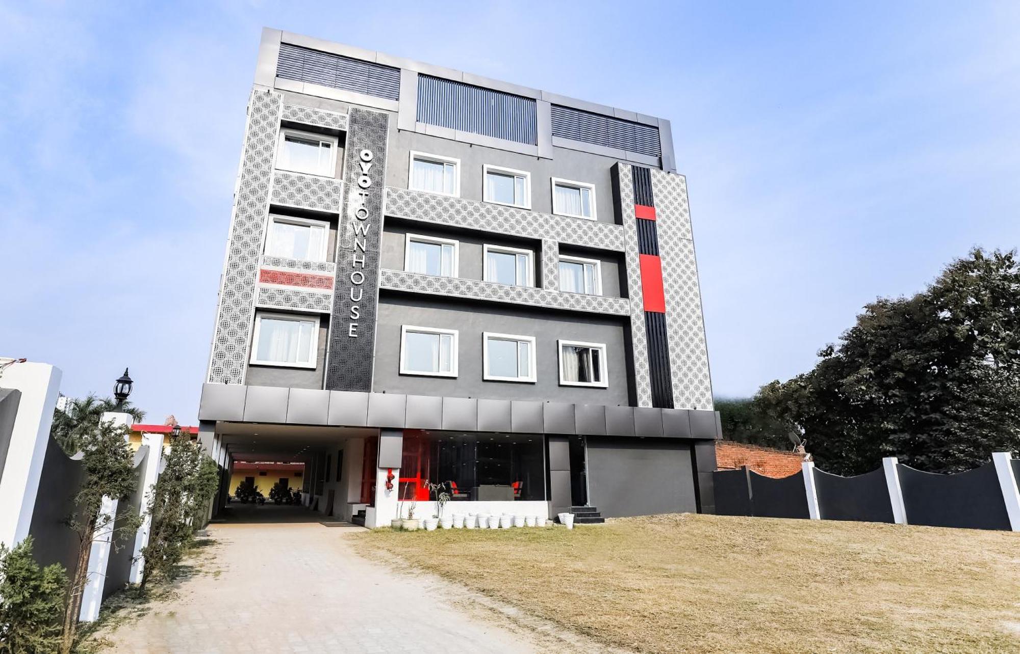 Townhouse Prithvi Resort Near Phoenix Palassio Lucknow Eksteriør billede
