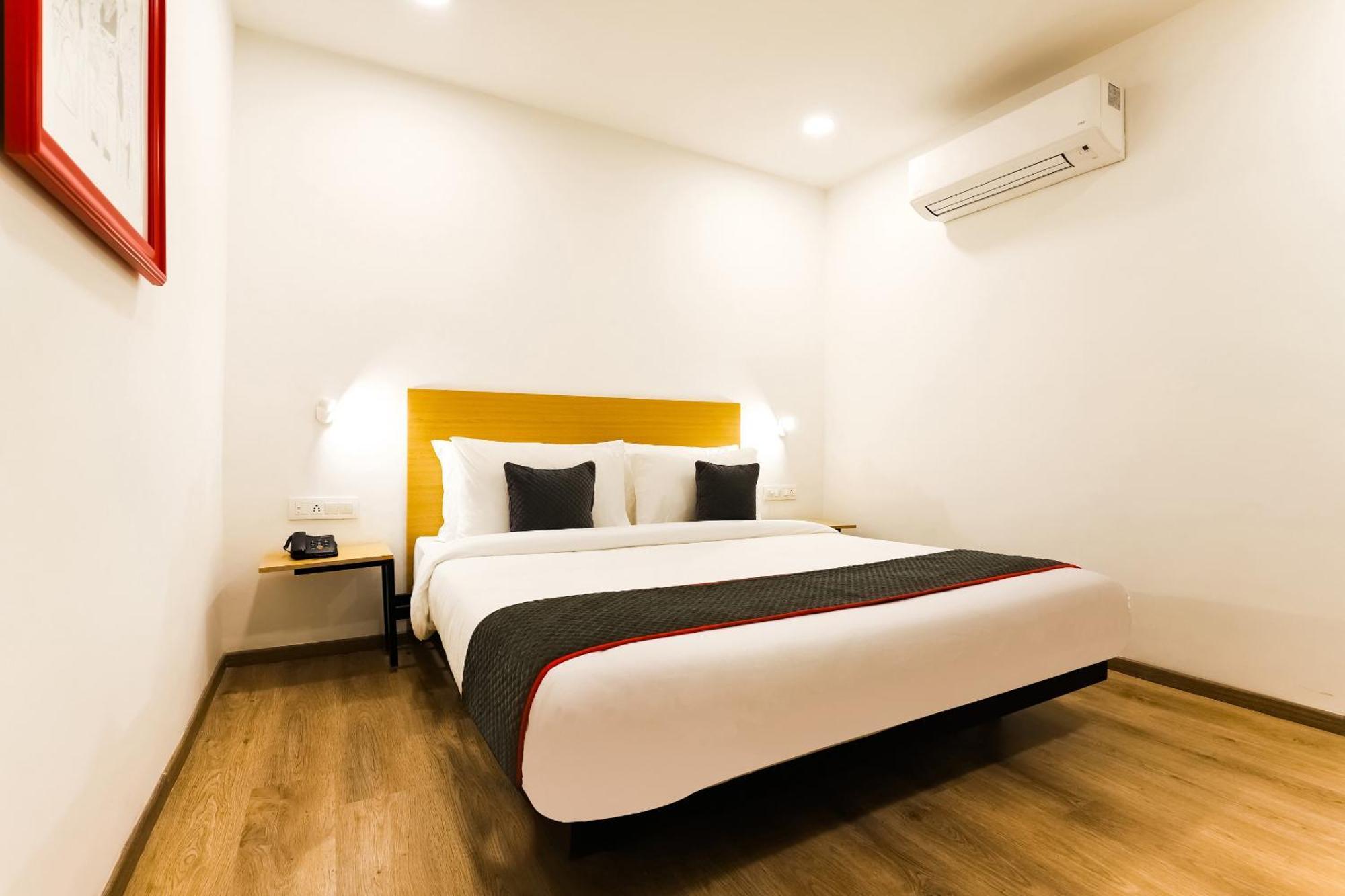 Townhouse Prithvi Resort Near Phoenix Palassio Lucknow Eksteriør billede